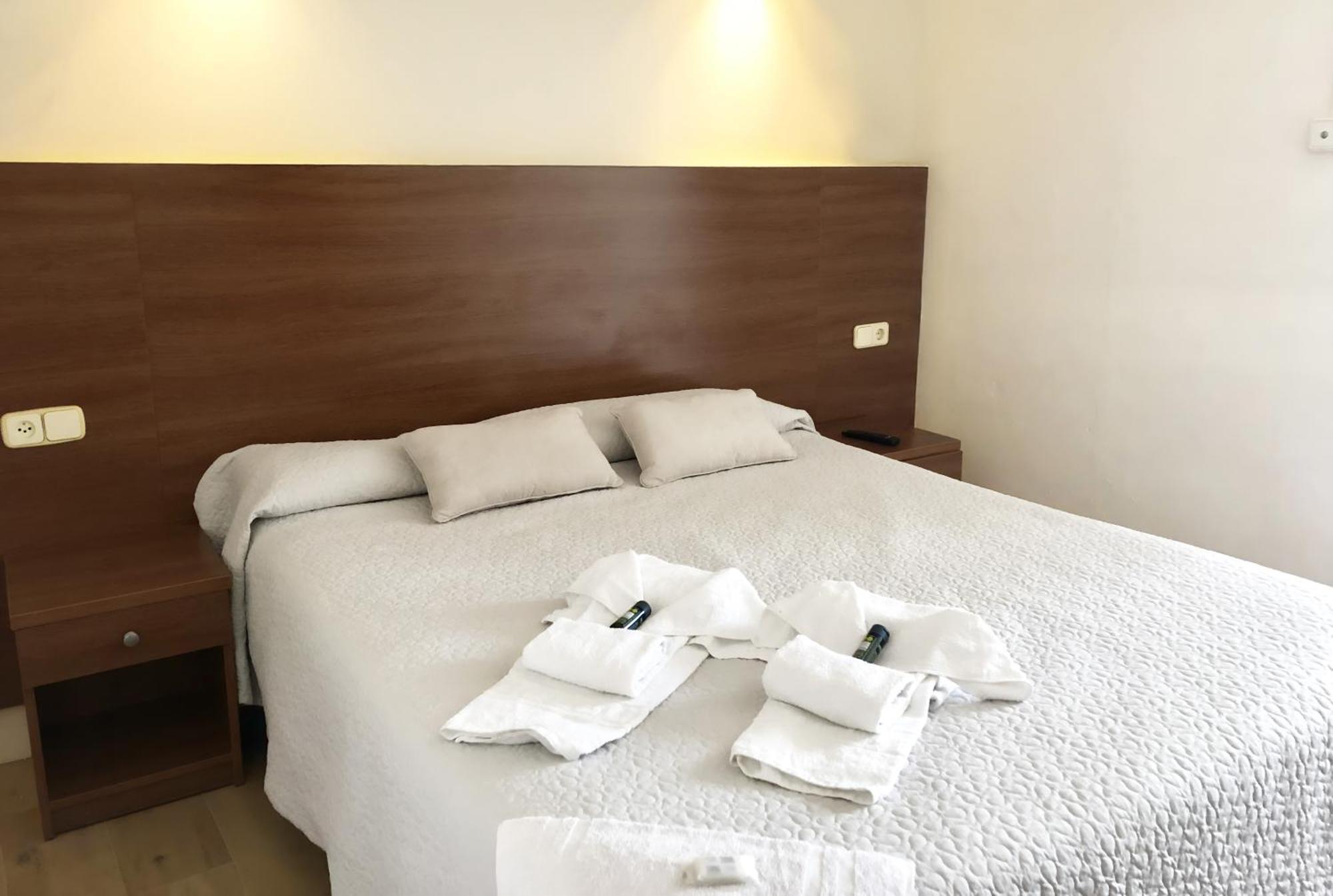 Hotel Medium Montecarlo Palafrugell Rom bilde