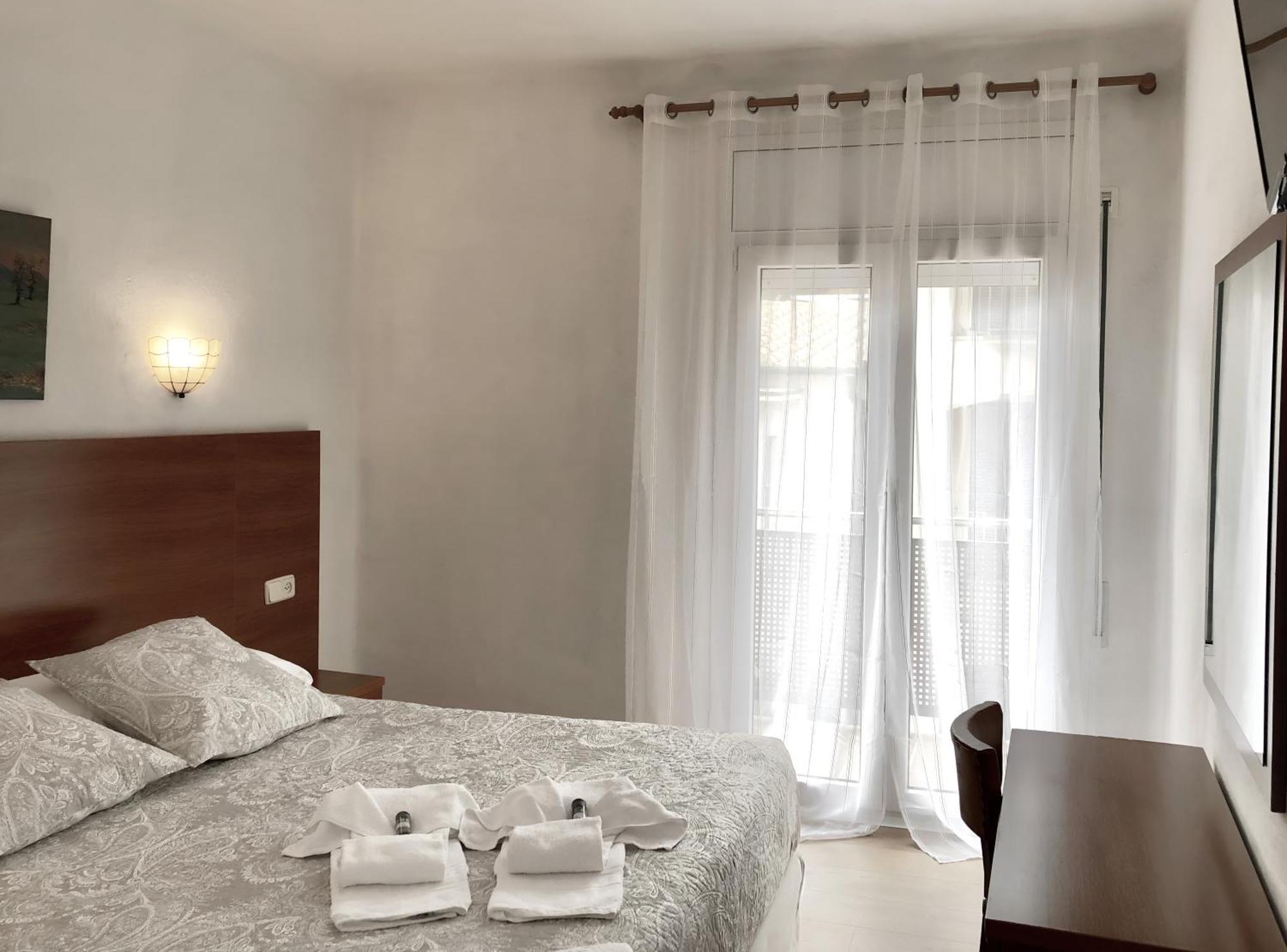 Hotel Medium Montecarlo Palafrugell Rom bilde